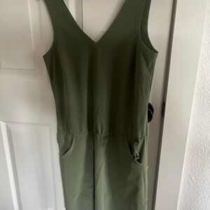 Olive Green Sleeveless Jumpsuit